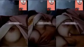Bokep Hijab SMP Pamer Susu di OmeTV poster