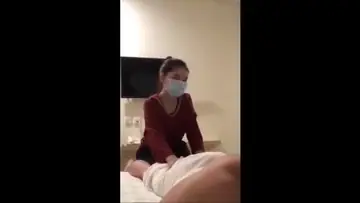 Pelayan Hotel Cantik Digenjot Brutal Memek Basah Hot poster